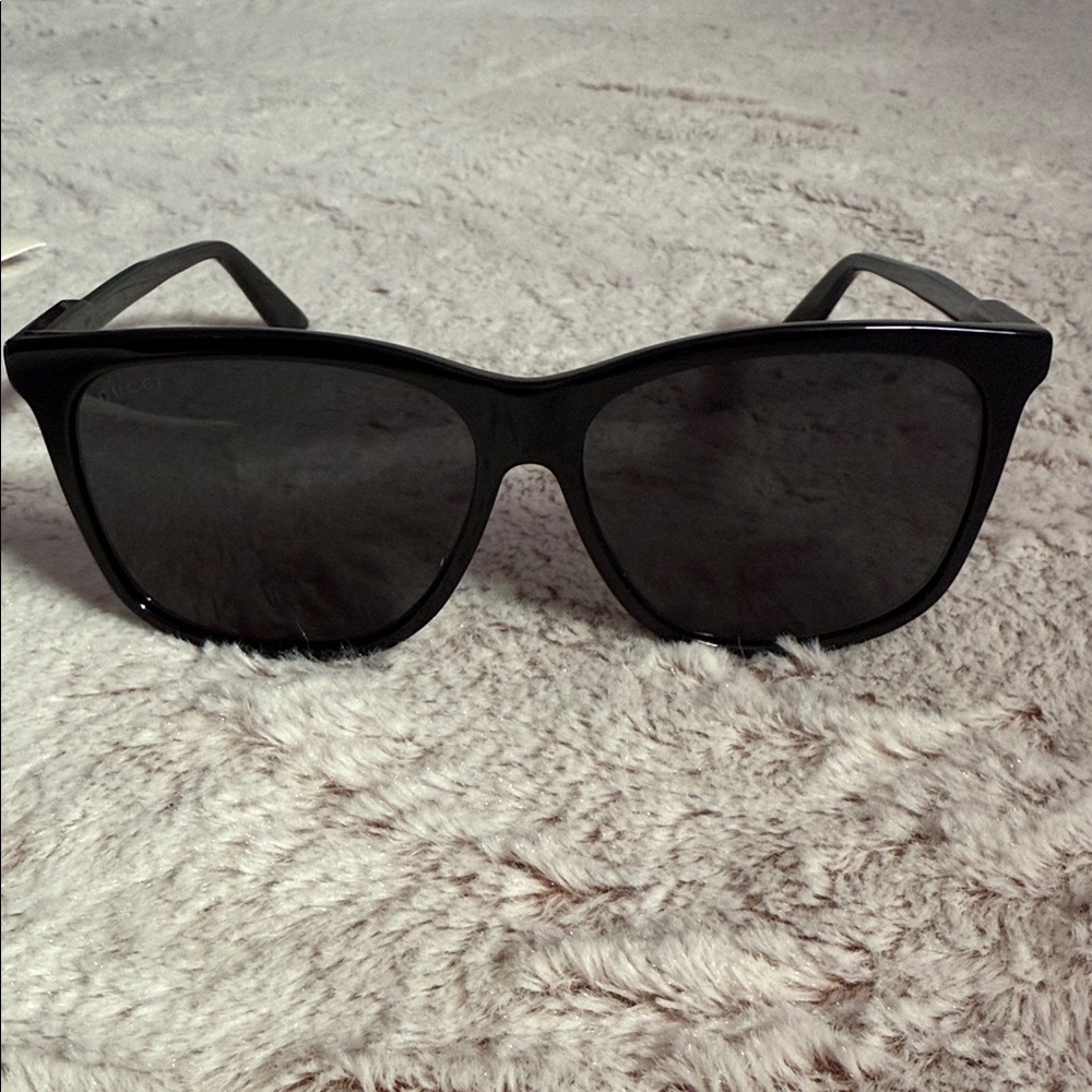 Gucci Black Sunglasses